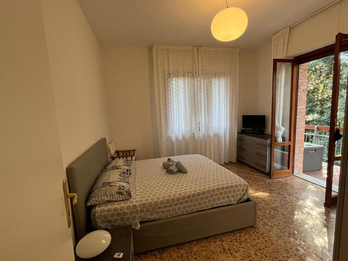 Casa Alexander Apartment Marina di Massa Exterior photo